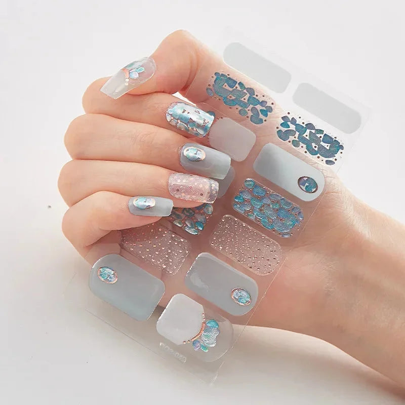 Autocollants D’Art Des Ongles 3D Pour Des Ongles Festifs Faciles — Mix Bleu